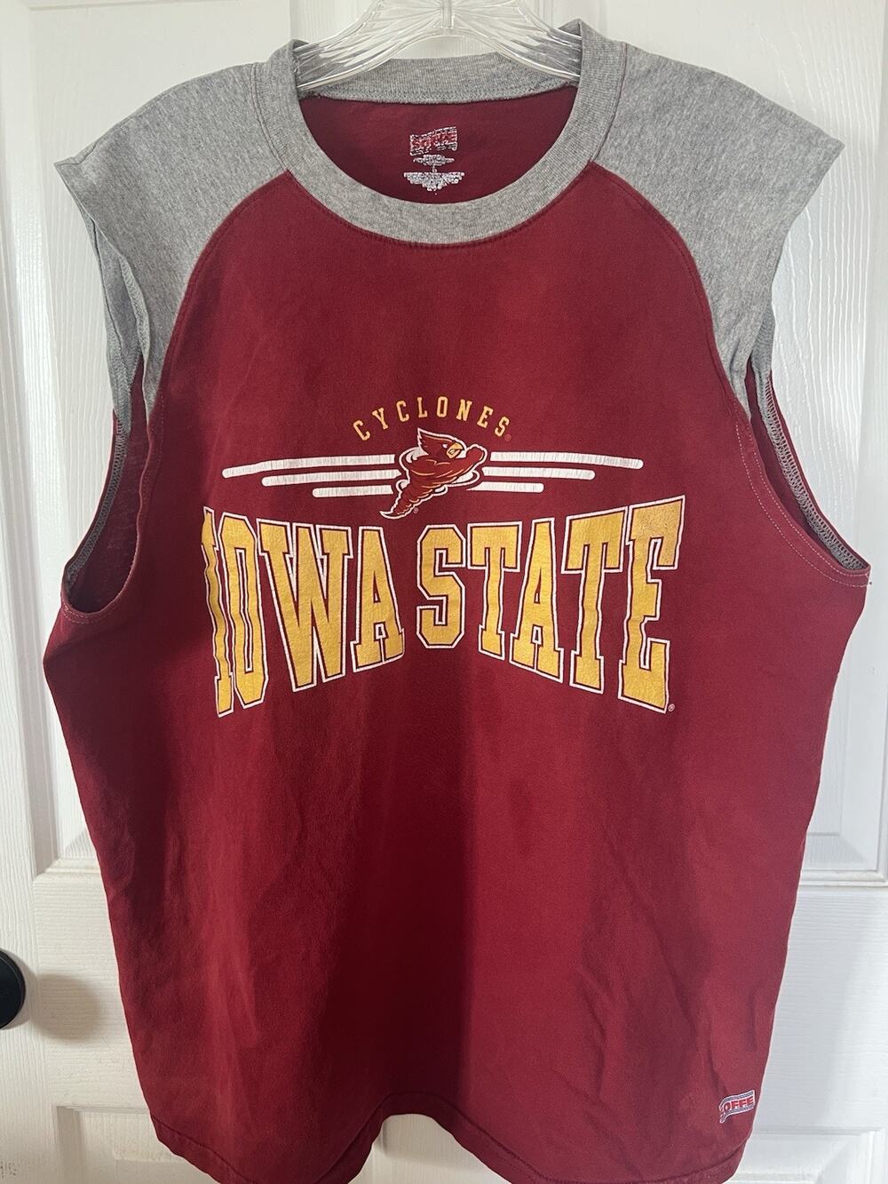 Vintage Iowa State Cyclones Sleeveless Shirt Men’s Soffe Raglan Cut Off Y2K L